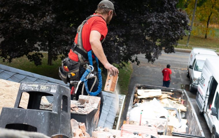 How to Avoid Getting Ripped Off on a Roof Job