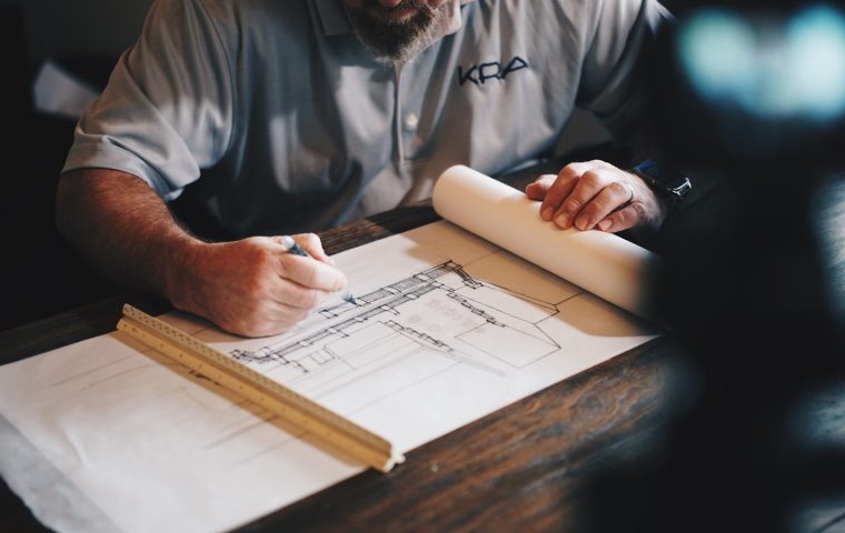 How to Read a Construction Contract Line by Line