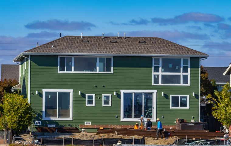 Siding Cost by Material: Vinyl, Fiber Cement, Wood